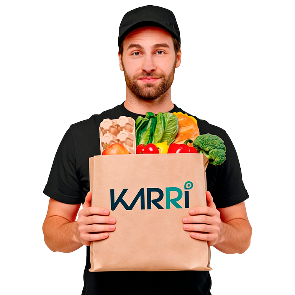 Equipo de repartidores y shoppers latinos de Karri México sonriendo junto a flota multimodal (