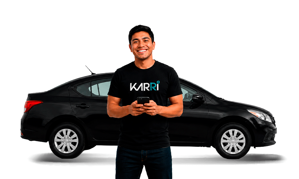 Shopper de KARRI México preparando pedido de supermercado con auto listo para entrega a domicilio en 2026<br />
